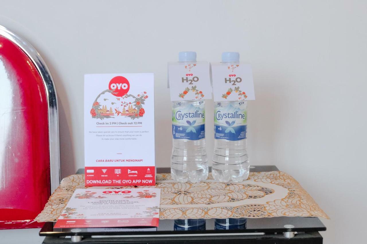 Super Oyo 995 Alice'S Homestay Syariah Jembel Dış mekan fotoğraf